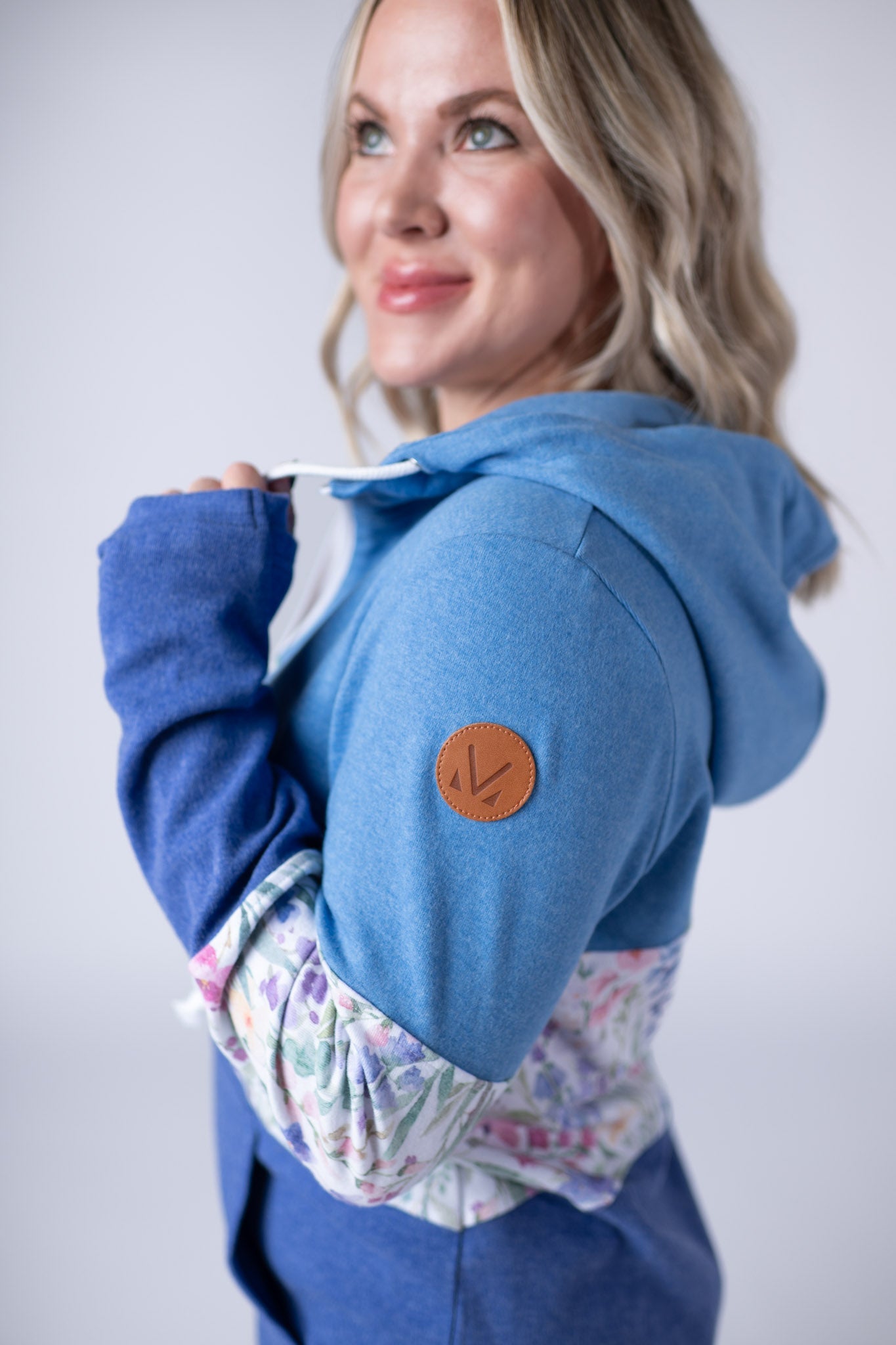 unique-id-b0cd9ee2-d5f8-40e9-b1e8-0b1b06b6a456